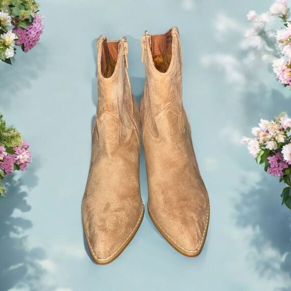 Mi.iM Shoes - MiiM Tan Faux Suede Ankle Boots Size 6 New